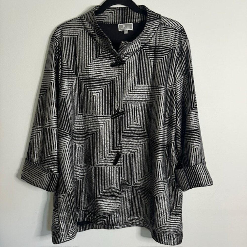JM Collection Women's Toggle Front Light Jacket Black & Silver Size XL